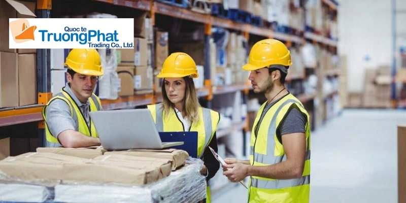 Những lưu ý quan trọng để nhập khẩu giày thể thao an toàn