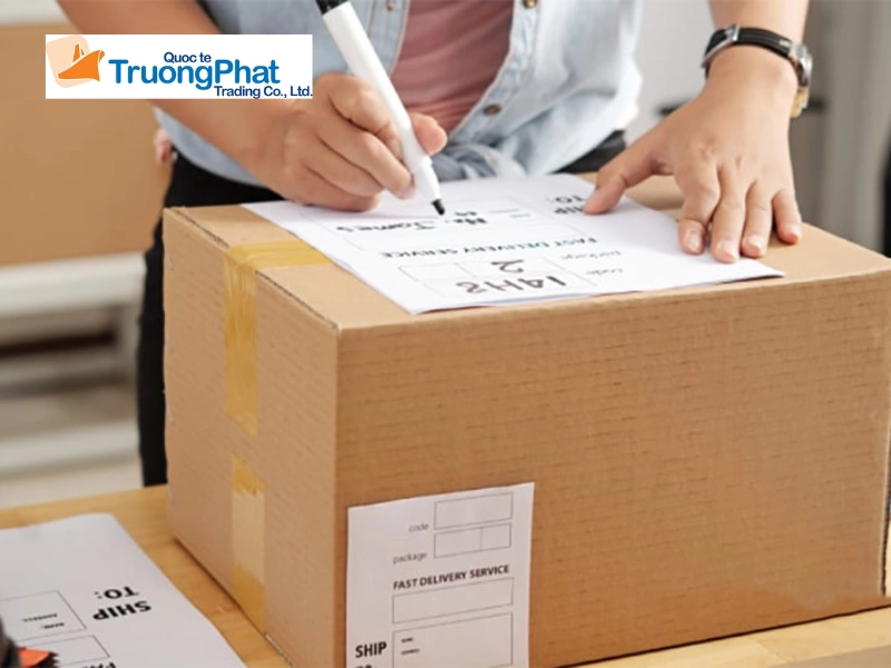 cước gửi hàng đi Đài Loan 1kg