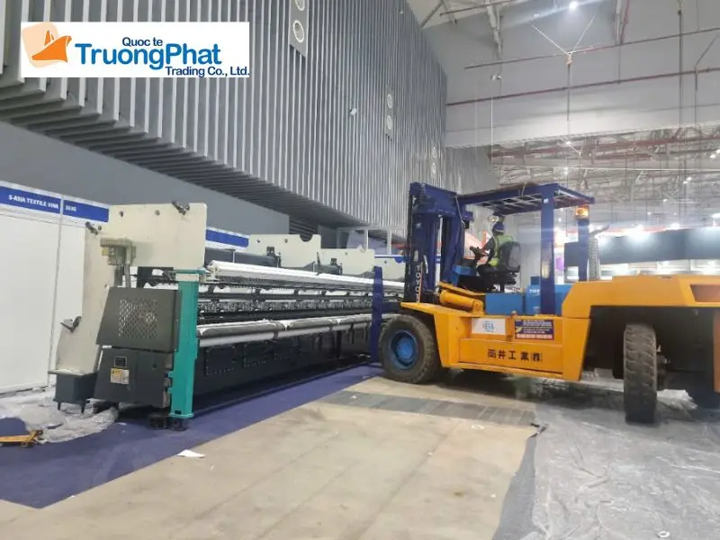 vận chuyển máy CNC