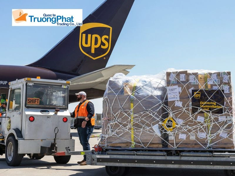 ups chuyển phát nhanh giá rẻ