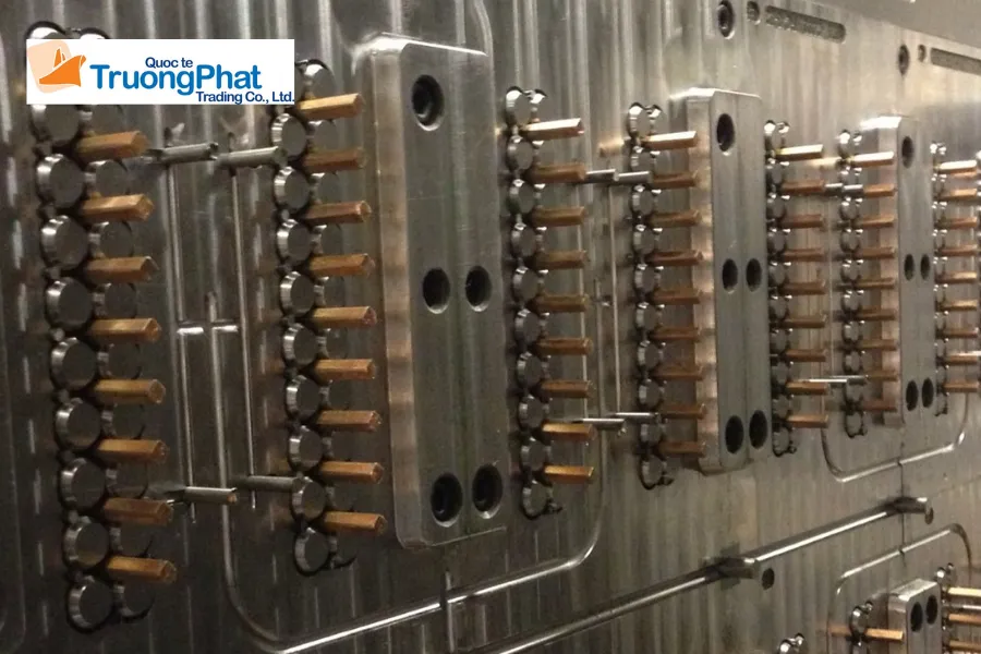 Thủ Tục Nhập Khẩu Linh Kiện Thanh Lõi Khuôn Ép Nhựa Từ A-Z Đầy Đủ Thông Tin