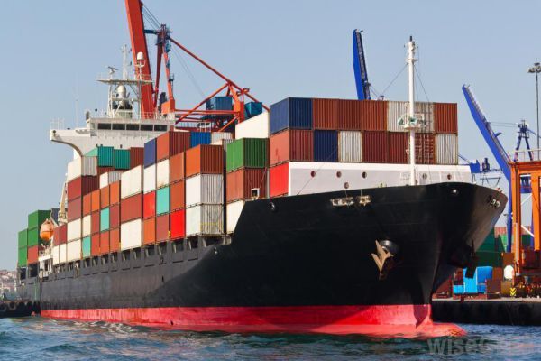 Vận chuyển container bằng đường biển là gì